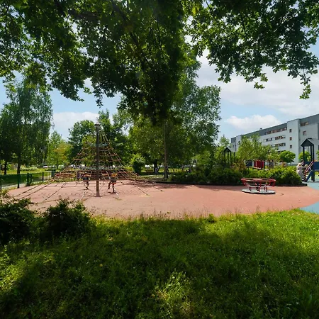 Ostsee Platan Premium Apartamento *